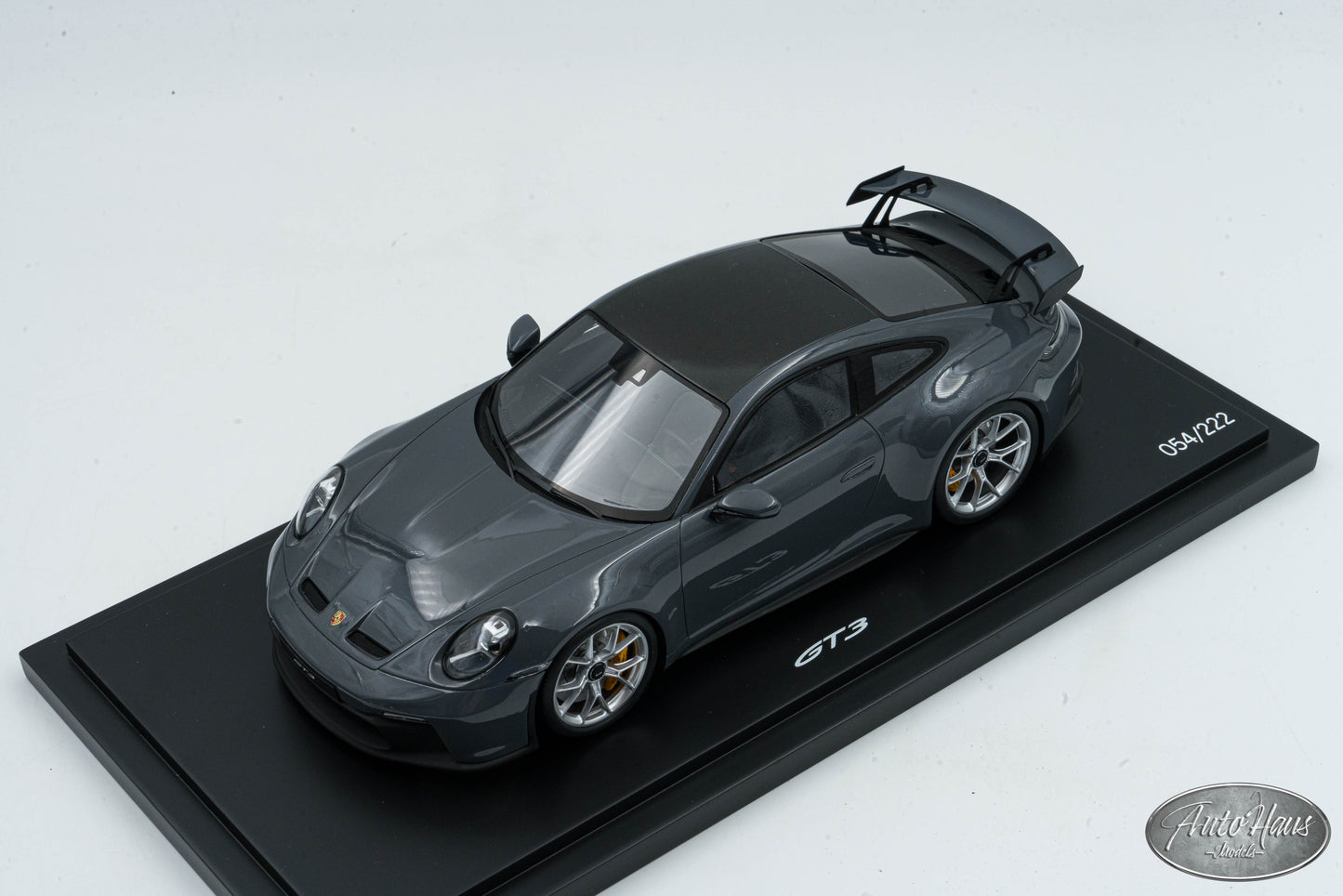 1/18 Spark Porsche 911 (992) GT3 Nardo Gray Custom