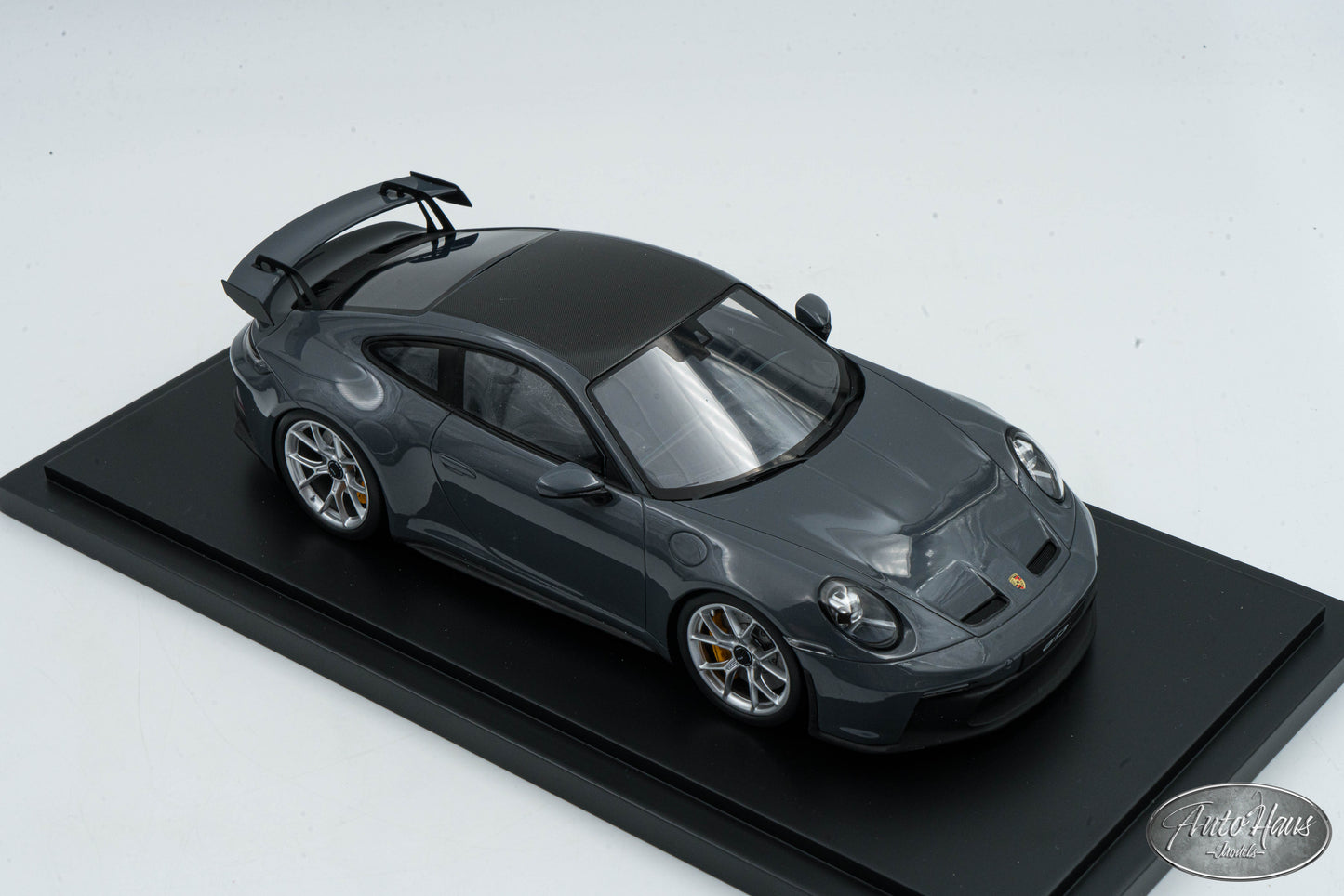 1/18 Spark Porsche 911 (992) GT3 Nardo Gray Custom