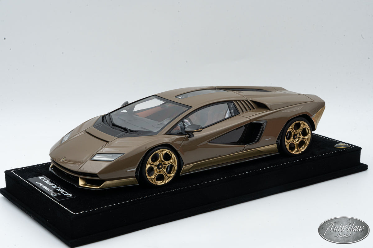 1:18 MR Collection Lamborghini Countach Bronze