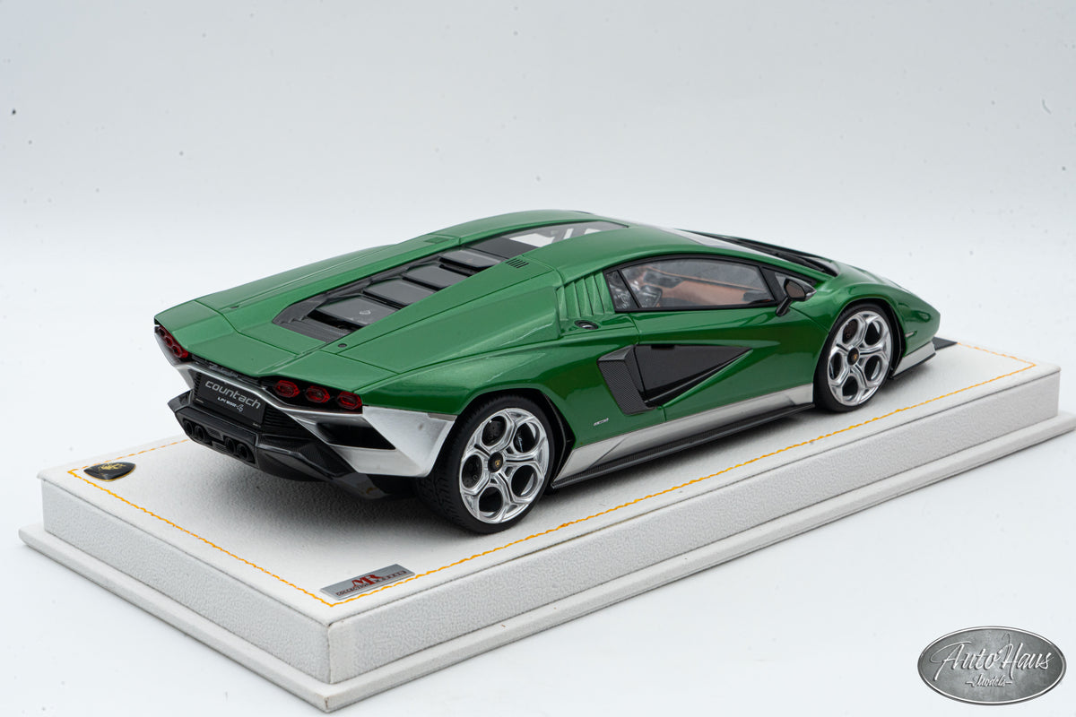 1:18 MR Collection Lamborghini Countach Green