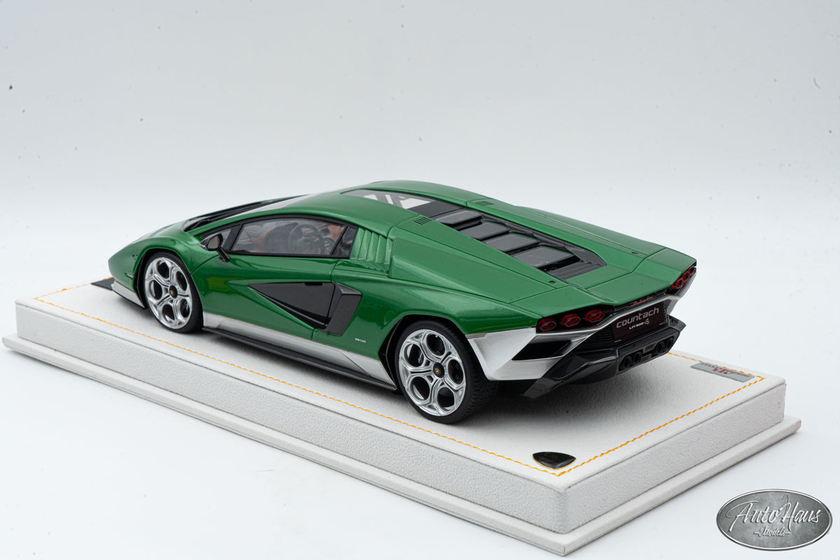 1:18 MR Collection Lamborghini Countach Green