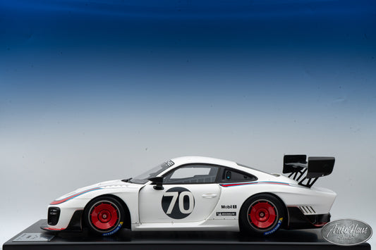 1/12 Spark 2018 Porsche 935 (991) GT2 RS Martini Racing WAP0239030K
