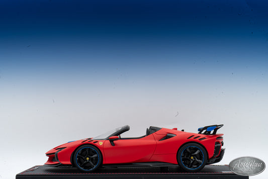 1/18 MR Collection Ferrari SF90 XX Spider Rosso Le Mans Matt Red FE042SE1