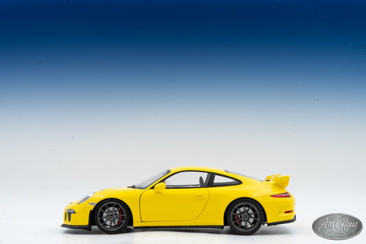 1/18 Minichamps Porsche 911 (991) GT3 Yellow