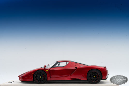 1/18 MR Collection Ferrari Enzo Rosso Efesto Red