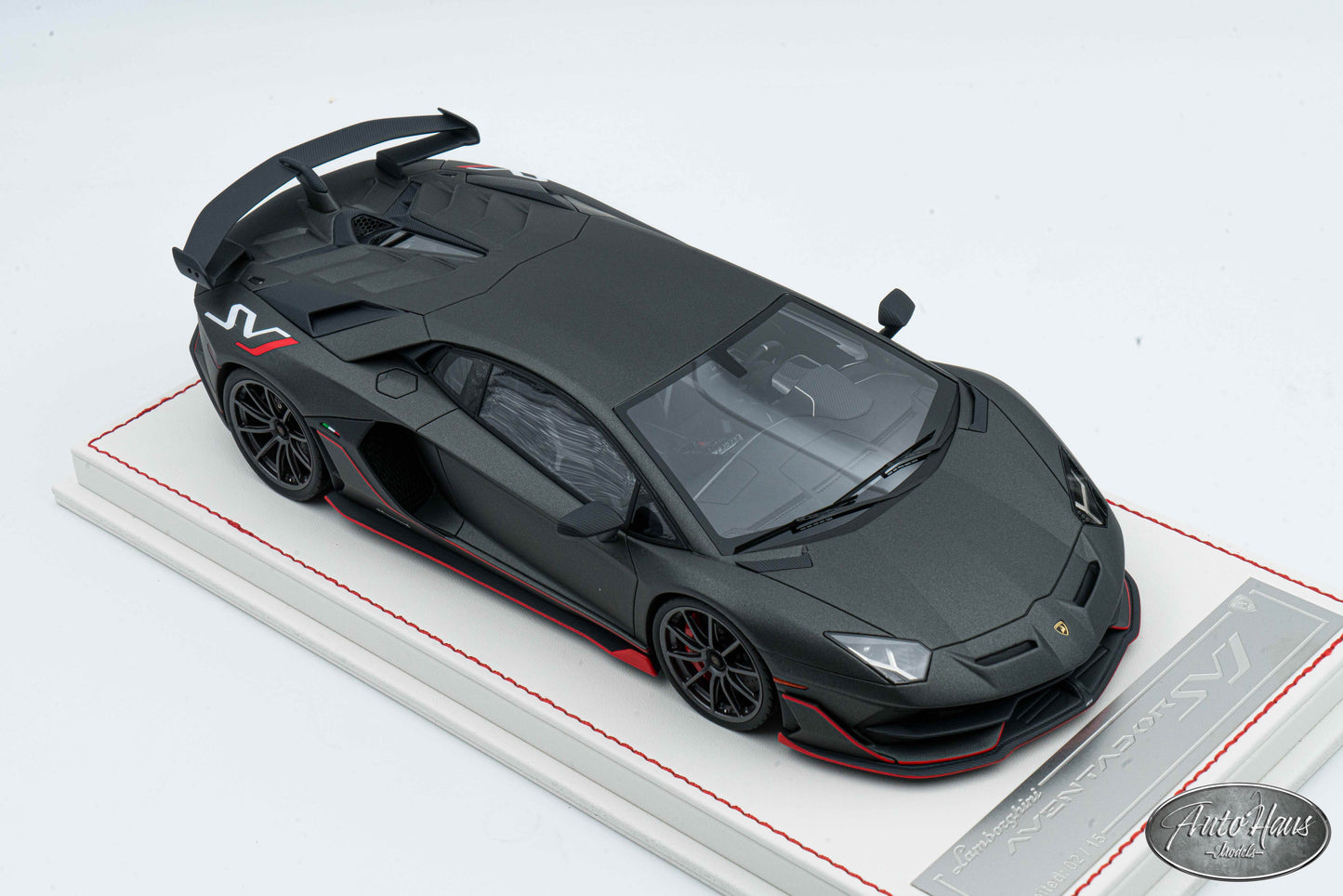 1/18 Davis & Giovanni Lamborghini Aventador SVJ Matt Black