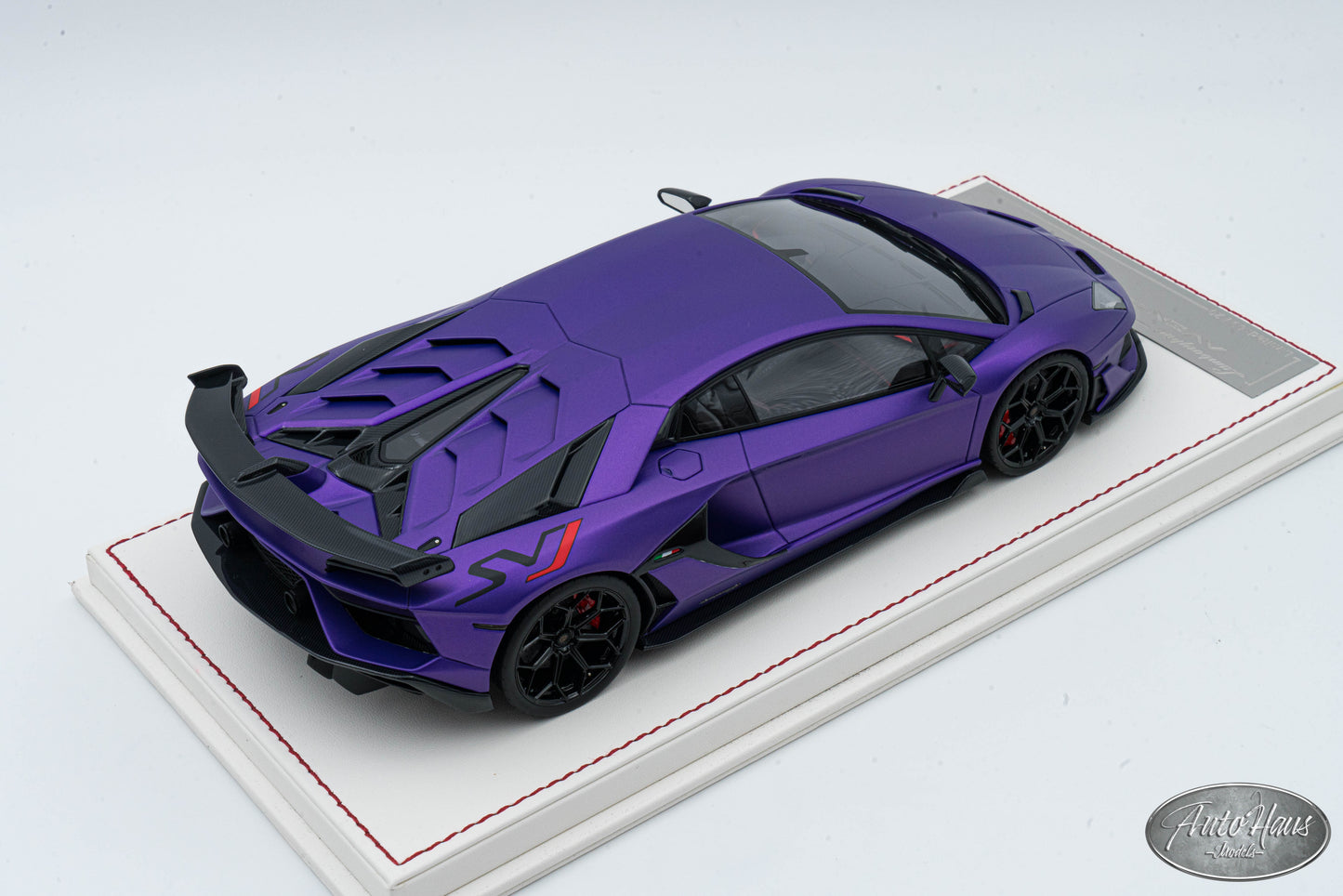 1/18 Davis & Giovanni Lamborghini Aventador SVJ Matt Purple