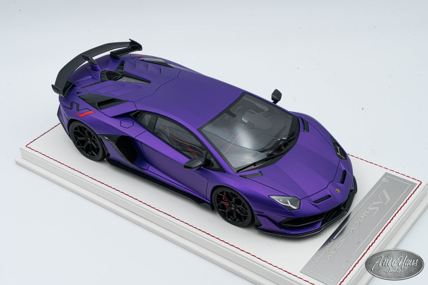 1/18 Davis & Giovanni Lamborghini Aventador SVJ Matt Purple