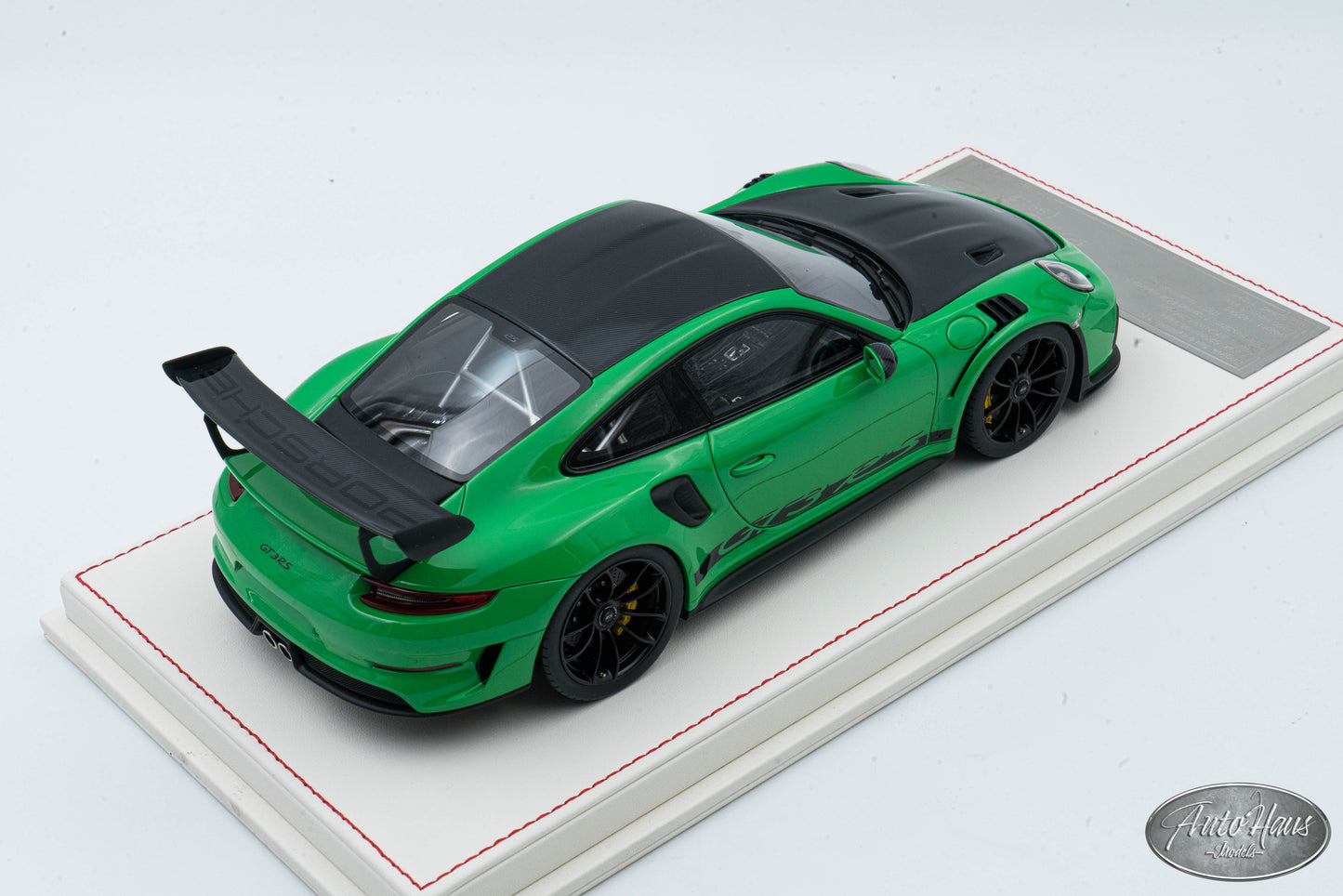 1/18 Davis Giovanni Porsche 911 (991.2) GT3 RS Python Green with Black Wheels