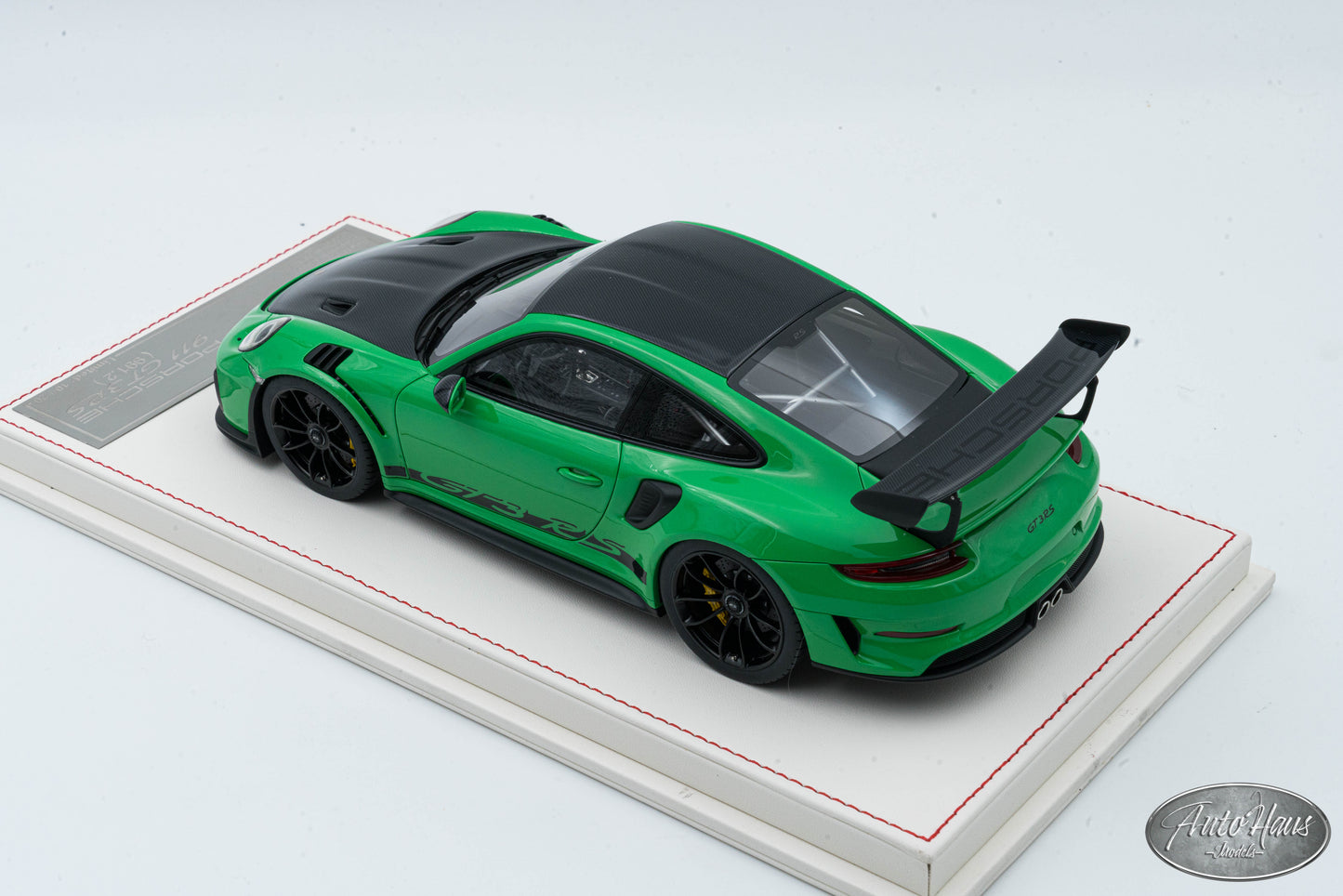 1/18 Davis Giovanni Porsche 911 (991.2) GT3 RS Python Green with Black Wheels